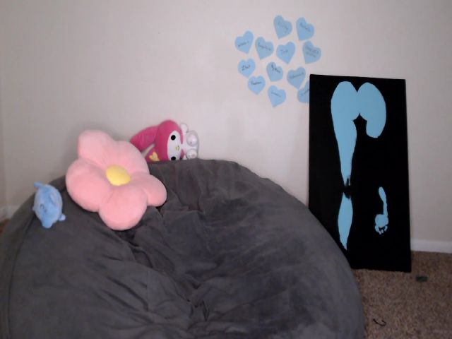 Live sex webcam photo for Lil_blueberry #269010150