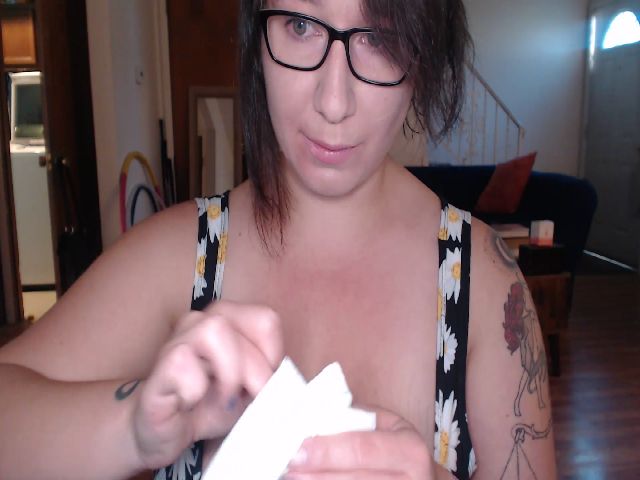 Live sex webcam photo for funsize_ #269023878