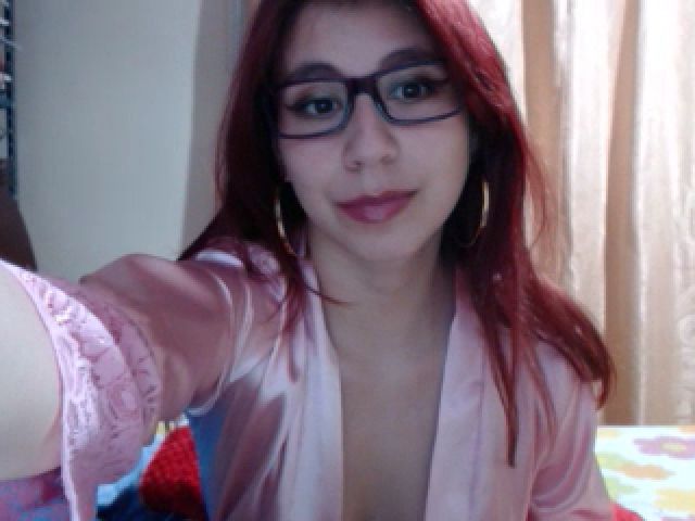 Live sex webcam photo for Kateen18 #269011437