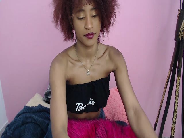 Live sex webcam photo for Dee_ebony #269019307