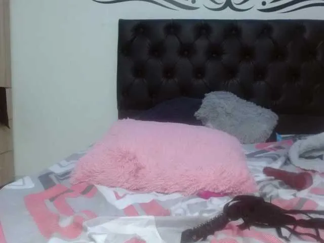 Live sex webcam photo for leia-honey #269009094