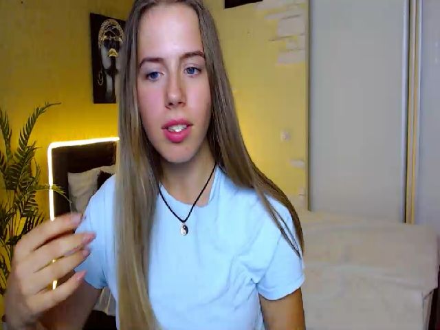 Live sex webcam photo for AlexaBarnes_ #269019264