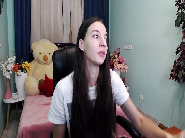 Live sex webcam photo for XRoxxxy #269014612