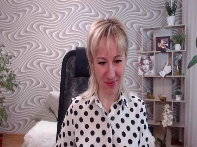 Live sex webcam photo for SvenIsolde #269021992