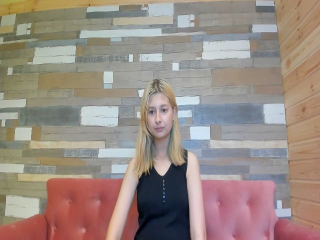 Live sex webcam photo for Harperallgood #269010548