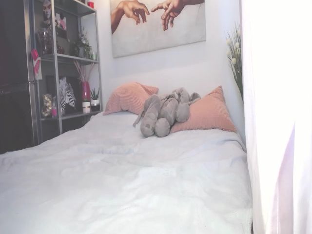 Live sex webcam photo for BritanyMom #269014068