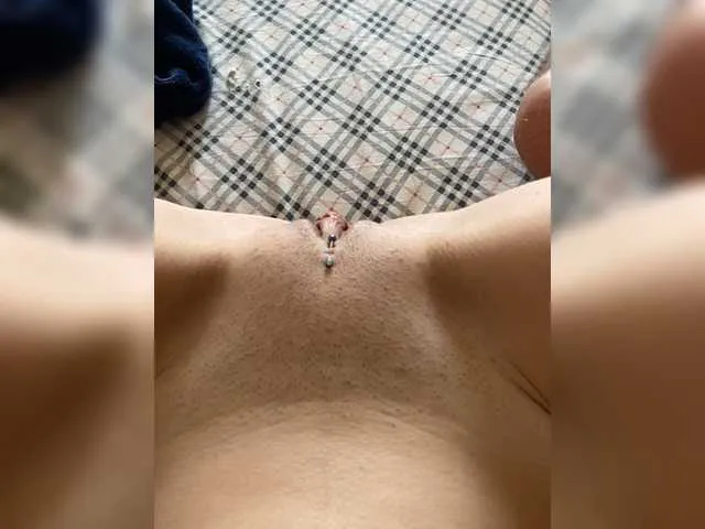 Live sex webcam photo for Sweet-Kisulk1 #269012902