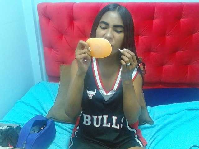 Live sex webcam photo for chantalhothx #269021602