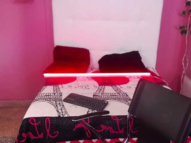 Live sex webcam photo for lizabennett #269021555