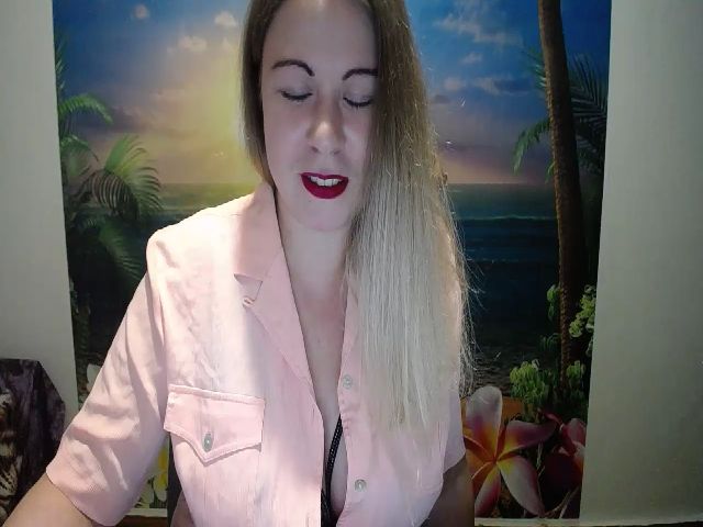 Live sex webcam photo for Nika_mmm #269019845