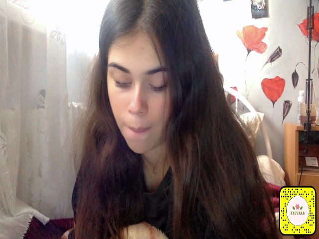 Live sex webcam photo for ShyGirl73 #269015195