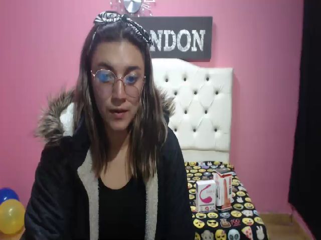 Live sex webcam photo for Carolinforbes #269015163