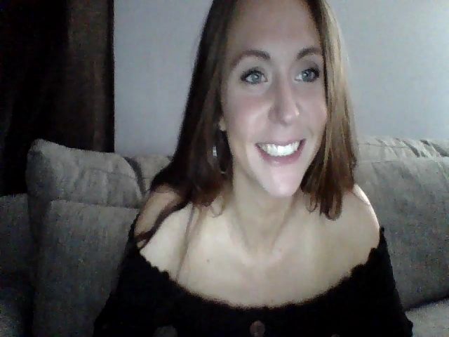 Live sex webcam photo for AriaRdy2Play #269011859