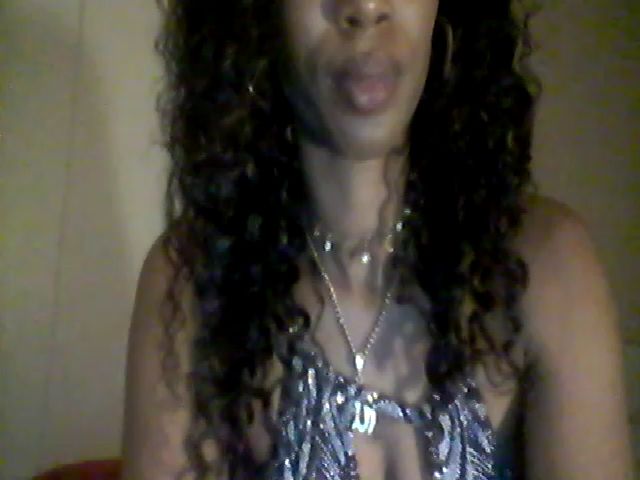 Live sex webcam photo for MontanaFlamez #269014351