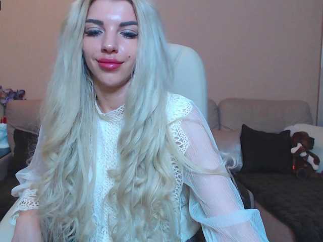 Live sex webcam photo for MelonySpring #269038305