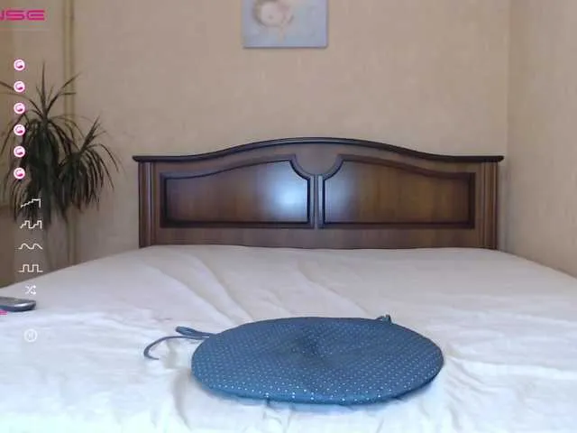 Live sex webcam photo for tinahot #269032136