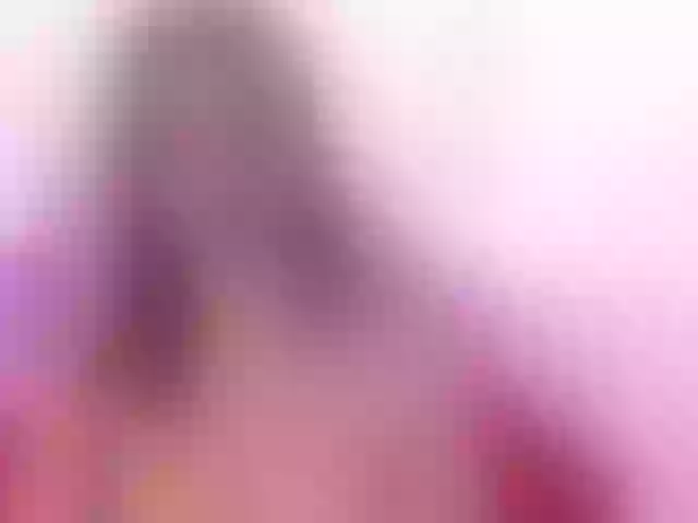 Live sex webcam photo for AliceMiller13 #269037789