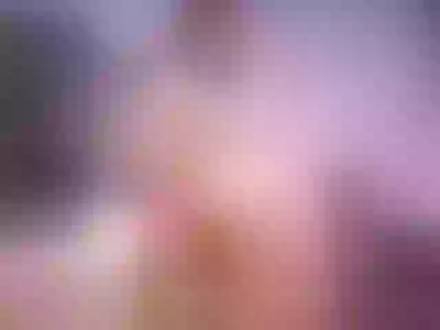 Live sex webcam photo for JuicyyAngel #269036773