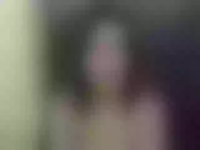 Live sex webcam photo for cleoW #269032852