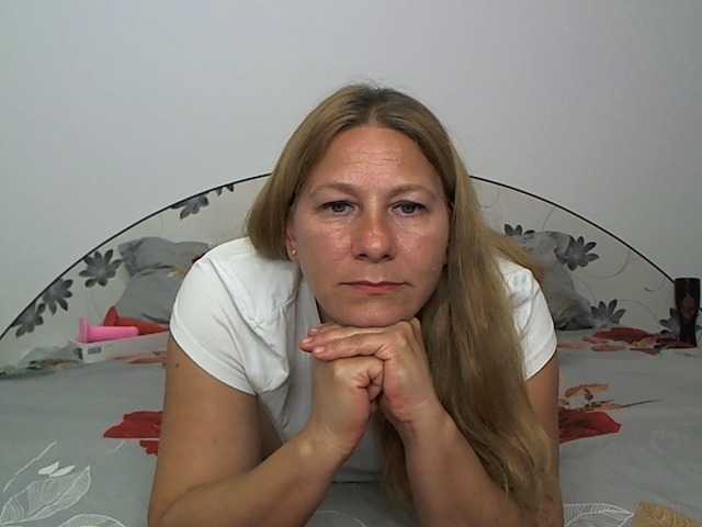 Live sex webcam photo for imola80 #269025388