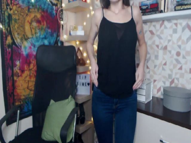 Live sex webcam photo for FEMMEsally #269030005