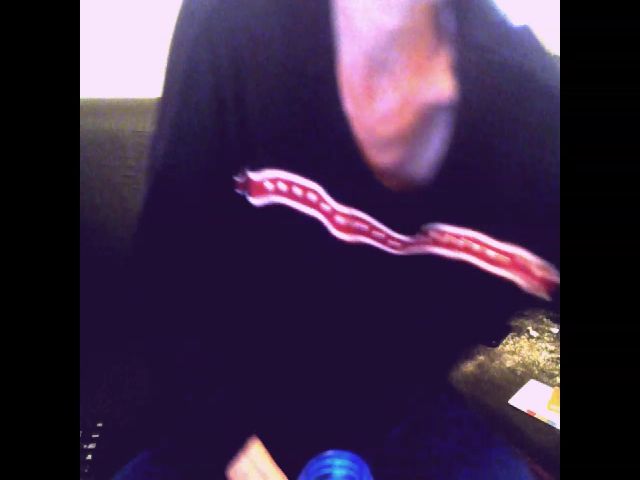 Live sex webcam photo for Sexygeny #269027736