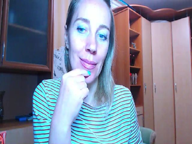 Live sex webcam photo for Oly_nice_ #269035784