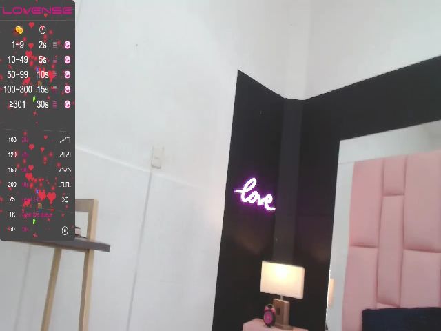 Live sex webcam photo for Skarlet_sexy #269038849