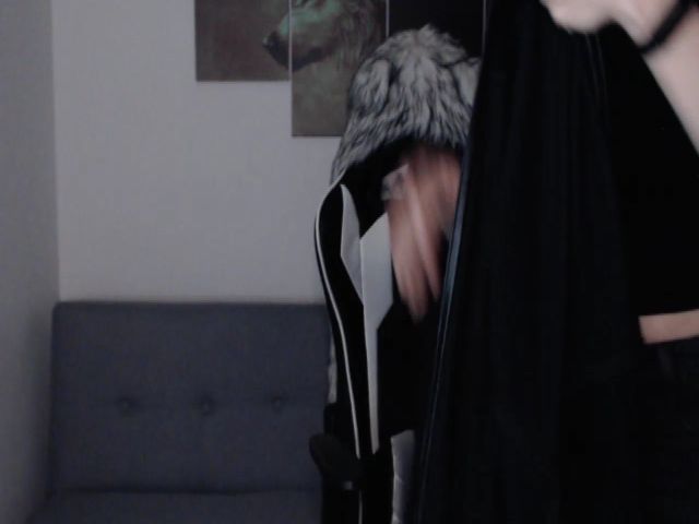 Live sex webcam photo for LycanGirl #269026951