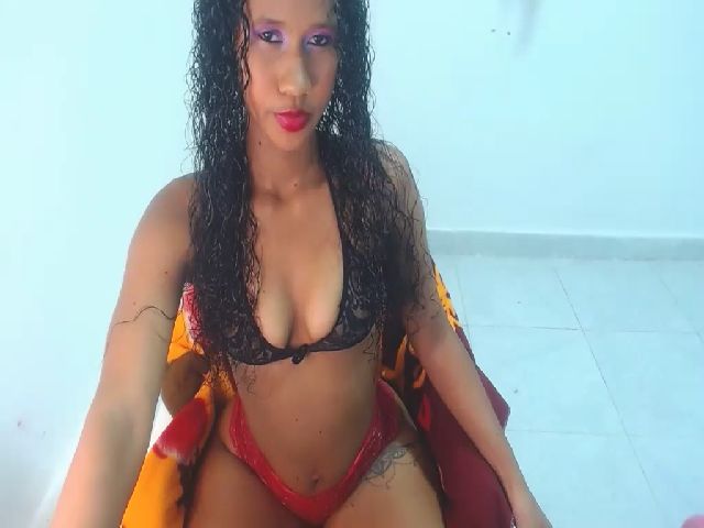 Live sex webcam photo for Candy_hot8 #269028171