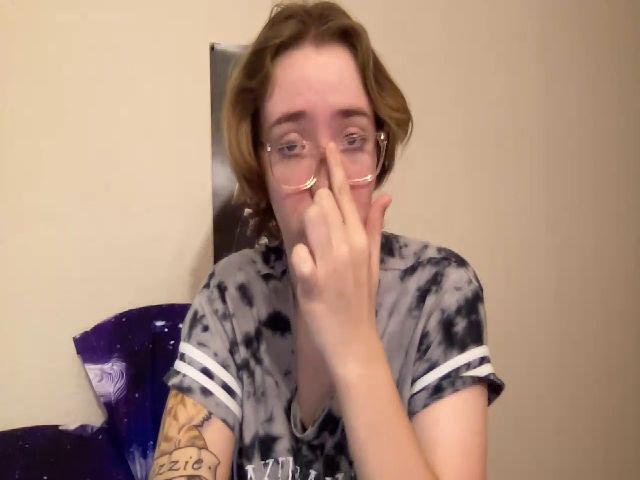 Live sex webcam photo for CandyBurger #269024944