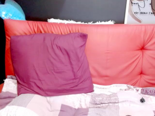 Live sex webcam photo for Indianlustxx #269030022