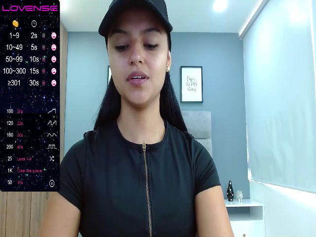 Live sex webcam photo for Lily_Evanx #269033356