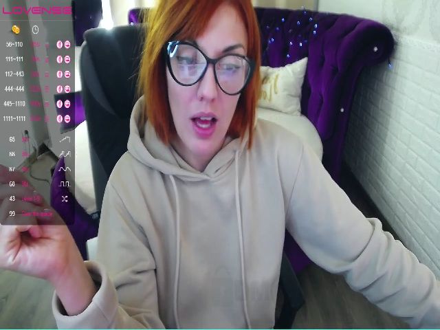 Live sex webcam photo for Red_Bunnyy #269041950