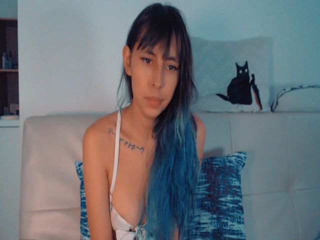 Live sex webcam photo for BlueCoraline #269035460