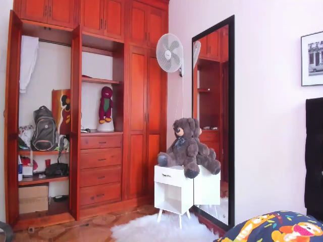 Live sex webcam photo for CHANEL_FOXY #269038824