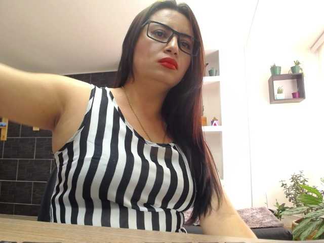 Live sex webcam photo for Atennas #269037697