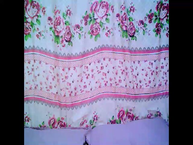 Live sex webcam photo for Indiantopaz69 #269028134