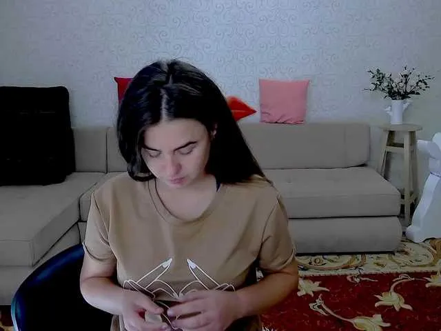 Live sex webcam photo for SonyaBekker #269032854