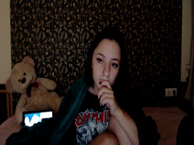 Live sex webcam photo for Meowny #269041920