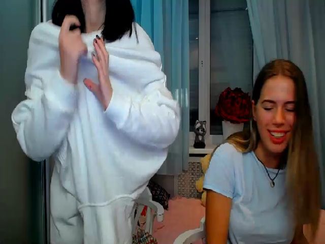 Live sex webcam photo for AlexaBarnes_ #269036520