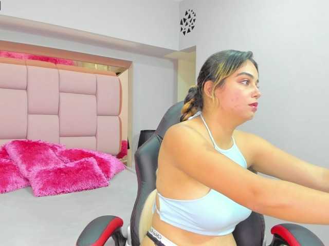 Live sex webcam photo for pink-rosse #269037674