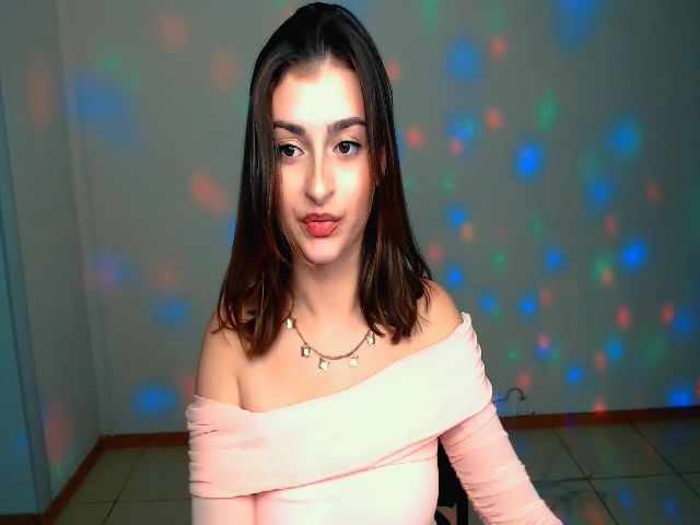 Live sex webcam photo for Le_Mon__ #269040414