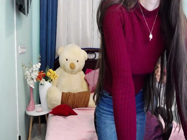 Live sex webcam photo for XRoxxxy #269029512