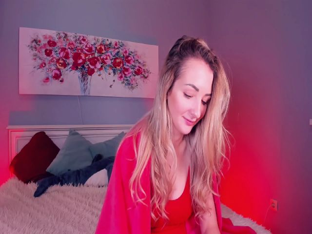 Live sex webcam photo for AlecsaFox #269025675