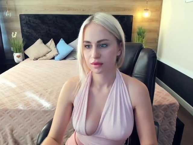 Live sex webcam photo for VarvaraDream #269032486