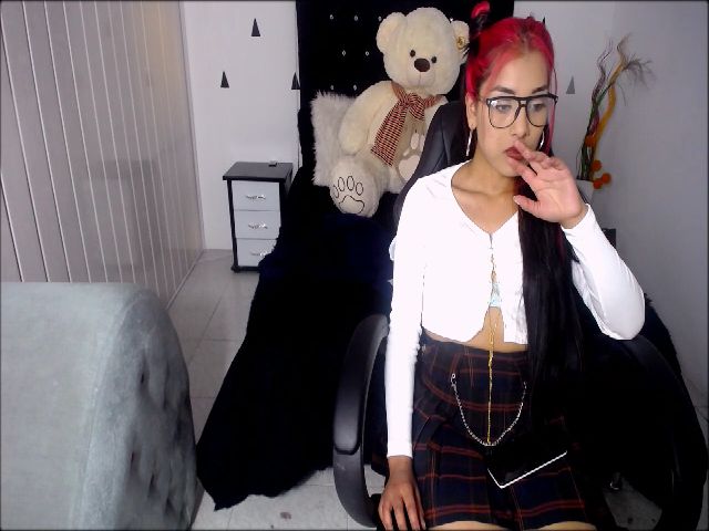 Live sex webcam photo for Katik_18sex #269025826