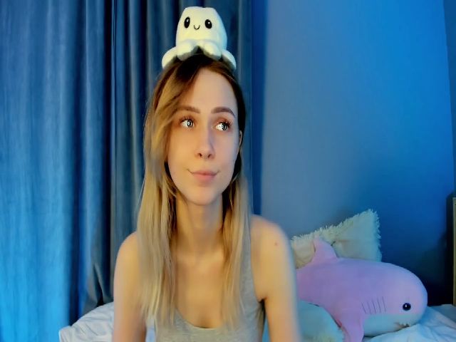 Live sex webcam photo for Jumphigherr #269038622