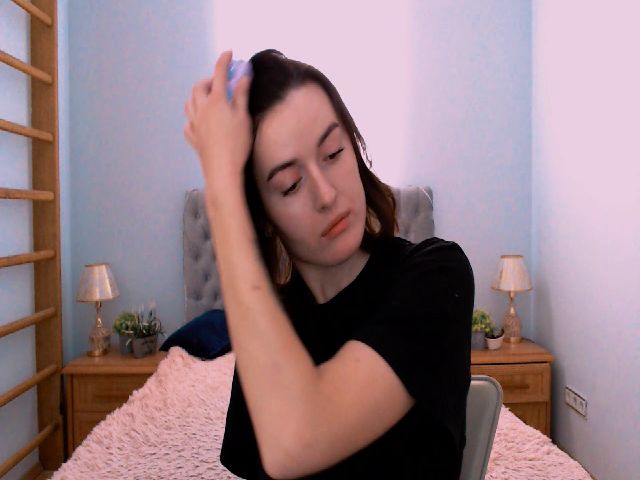 Live sex webcam photo for Jenny_Schwarz #269029278