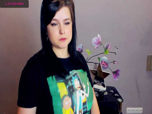 Live sex webcam photo for Sinnarey #269031736